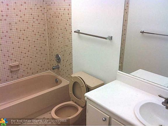 5th image of 9448 S Belfort Cir