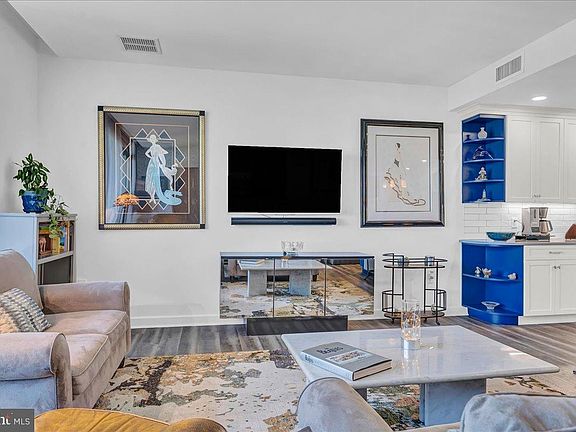 5th image of 105 Christina Landing Dr APT 701