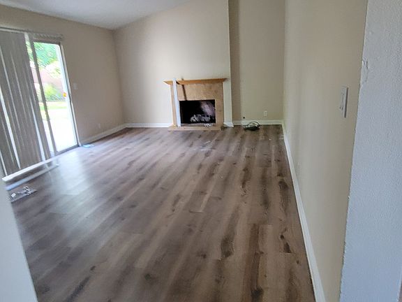 3rd image of 1359 Tamarix St