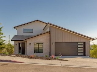 1148 Lantern View Ct, Auburn, CA 95603