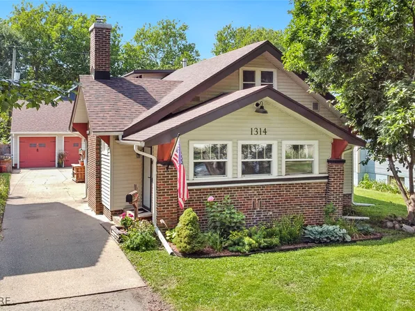 1314 44th St, Des Moines, IA 50311