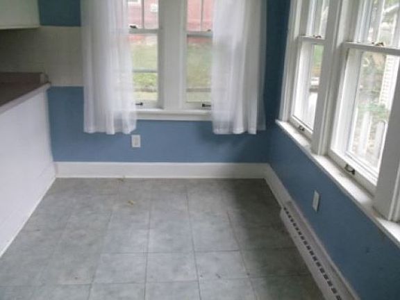 4th image of 120 Clark St