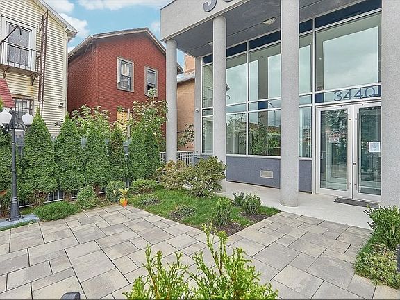 2nd image of 3440 Guider Ave APT 2F
