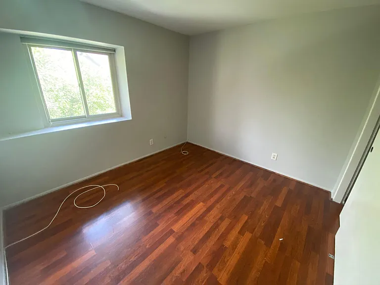 436 Fairview Ave #5 — Photo 4