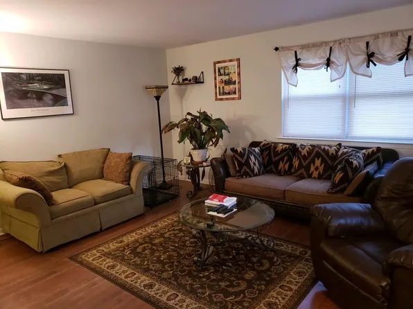 213 Fairhill St #A, Willow Grove, PA 19090
