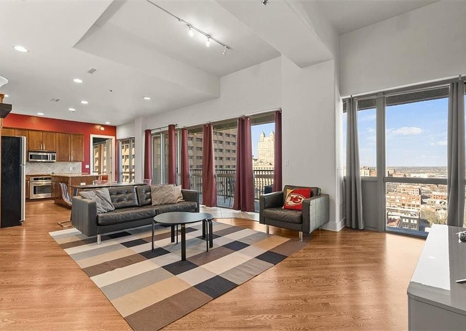 1st image of 600 E Admiral Blvd #1905