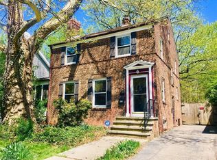 2597 S Taylor Rd, Cleveland Heights, OH 44118