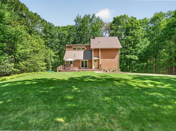 57 Sargent Rd, Westminster, MA 01473