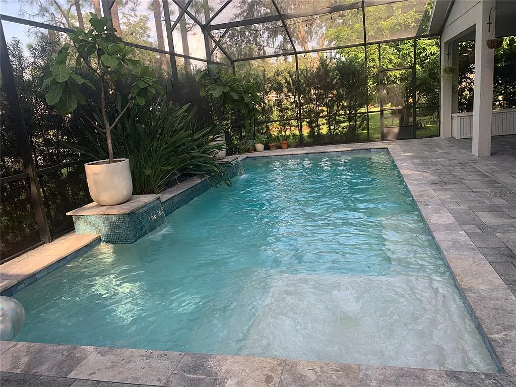 4 bed, 3.0 bath, 2567 sqft, $4,300 — Photo 4
