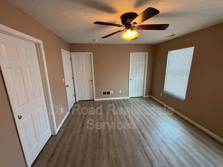 100 Kaitlin Way — Photo 25