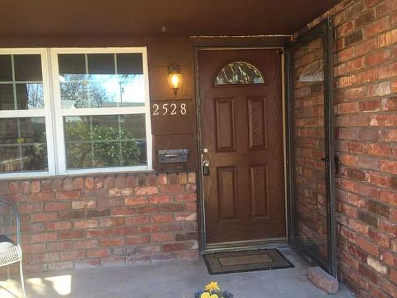 3rd image of 2528 N Adams Ave