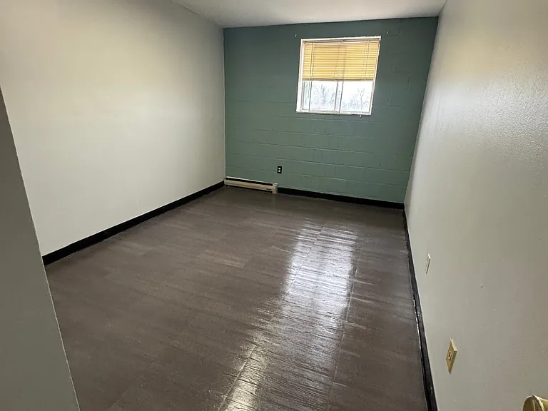 411 Hal Greer Boulevard — Photo 26