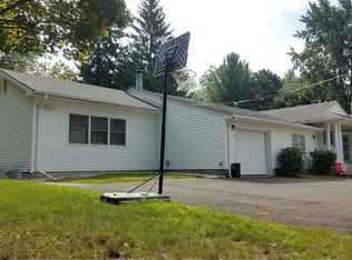 2 Carlton Ln, Monsey, NY 10952