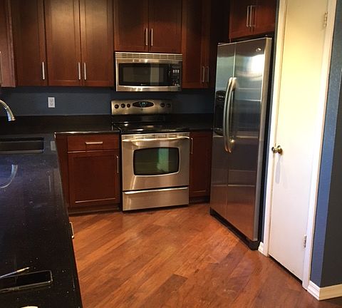 3rd image of 1363 E Stephens Dr