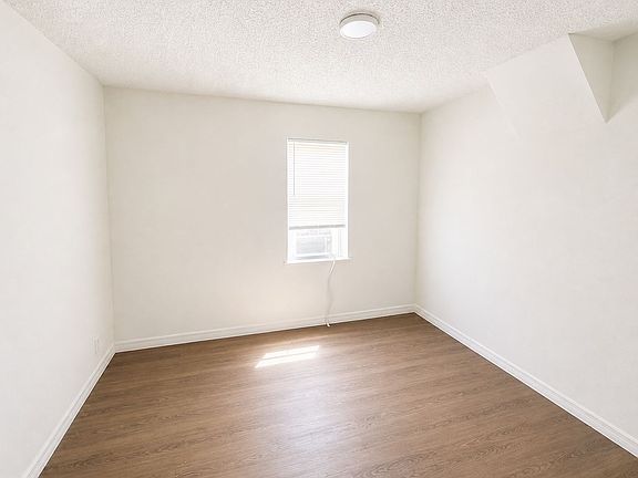 5th image of 1163 Engman St