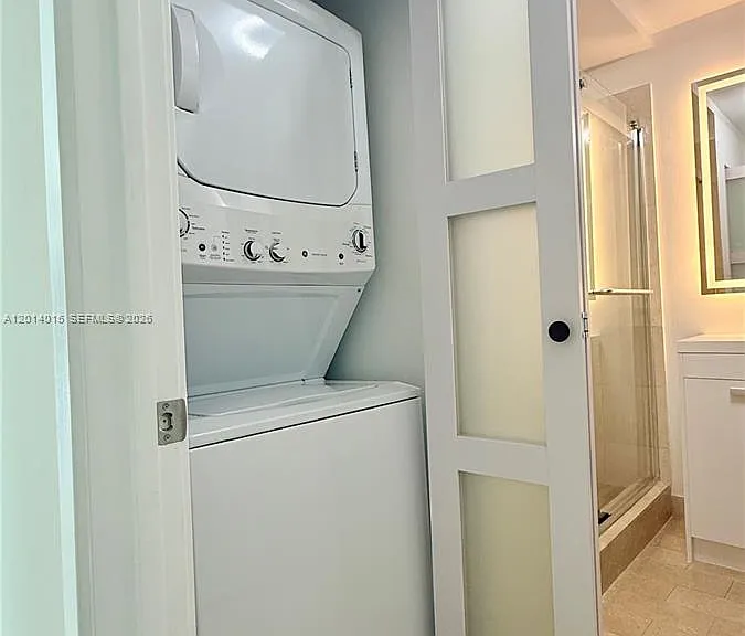 79 SW 12th St #4008S — Photo 12