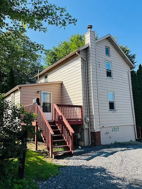 237 Van Buren St