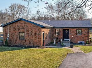 1545 E Choctaw Dr, London, OH 43140