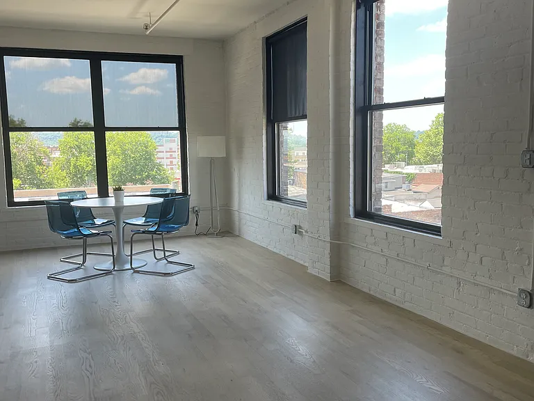1908 Dunlap St #4 — Photo 17