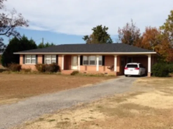 320 W Lydia Hwy, Hartsville, SC 29550