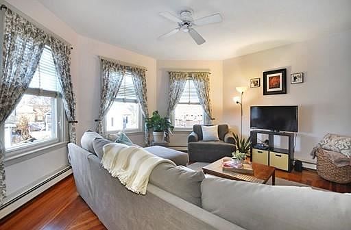 3rd image of 14 Holton St APT 6