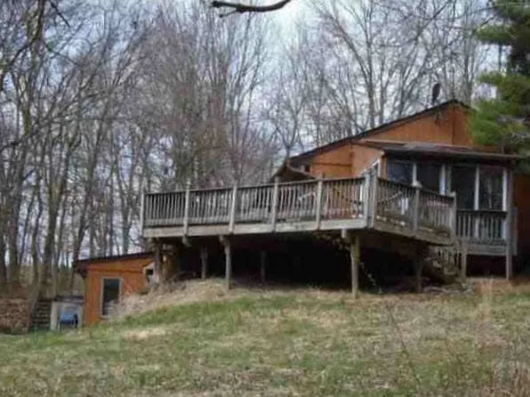 32 Bell Ave, Glen Gardner, NJ 08826