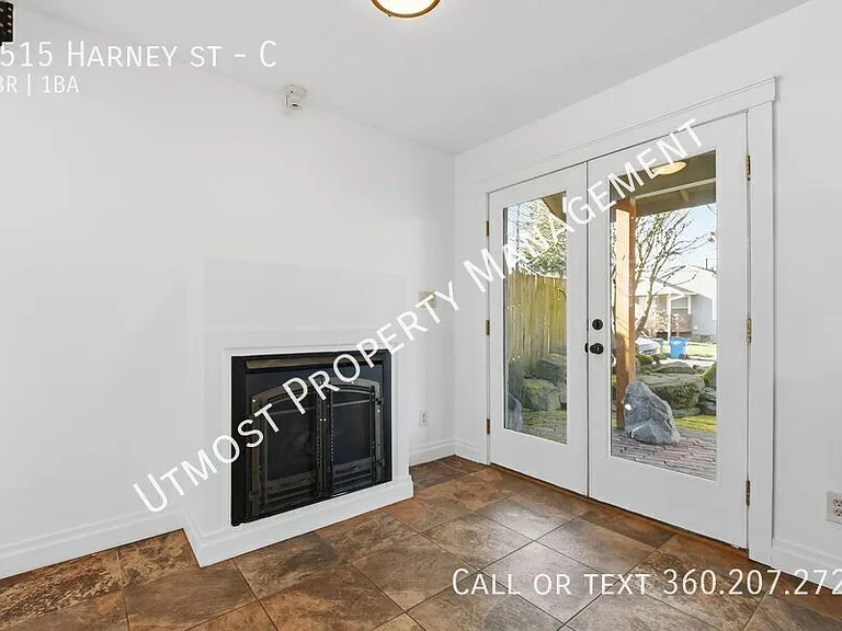 2515 Harney St #C — Photo 3