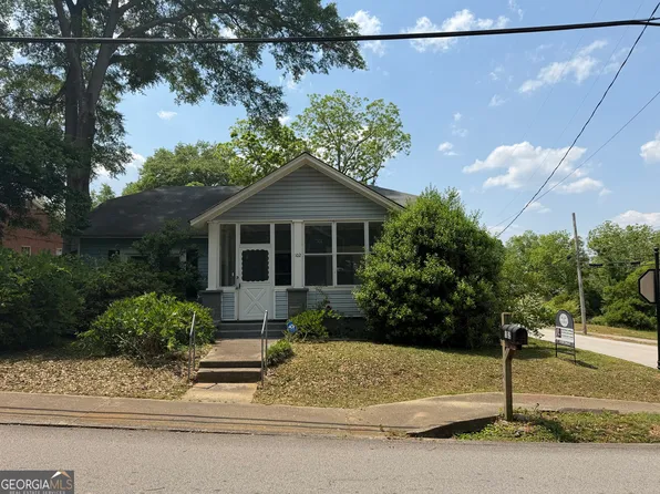 102 Johnson St, Hogansville, GA 30230