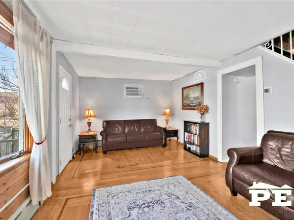 3414 Avenue P image 1 of 28