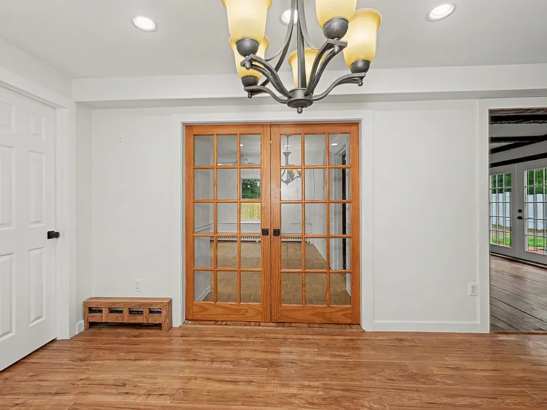 44 Barmore Dr W — Photo 13