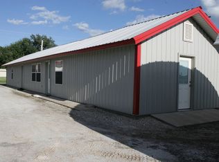 1048 Bailey St, Waynoka, OK 73860