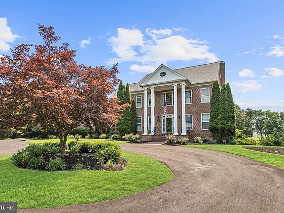 3rd image of 21105 Golf Estates Dr