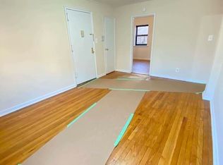 20-80 28th St #2, Astoria, NY 11105