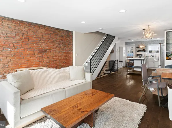 1929 Annin St, Philadelphia, PA 19146