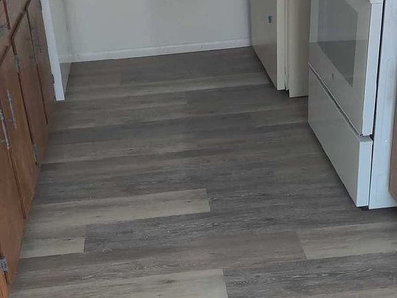 2nd image of 868 Harrison St #868