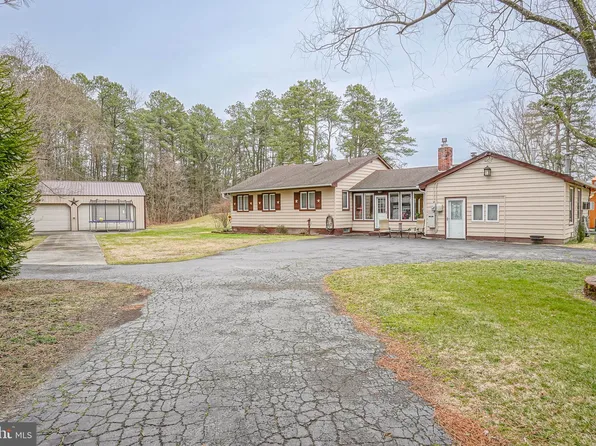 220 Seymour St, Williamstown, NJ 08094
