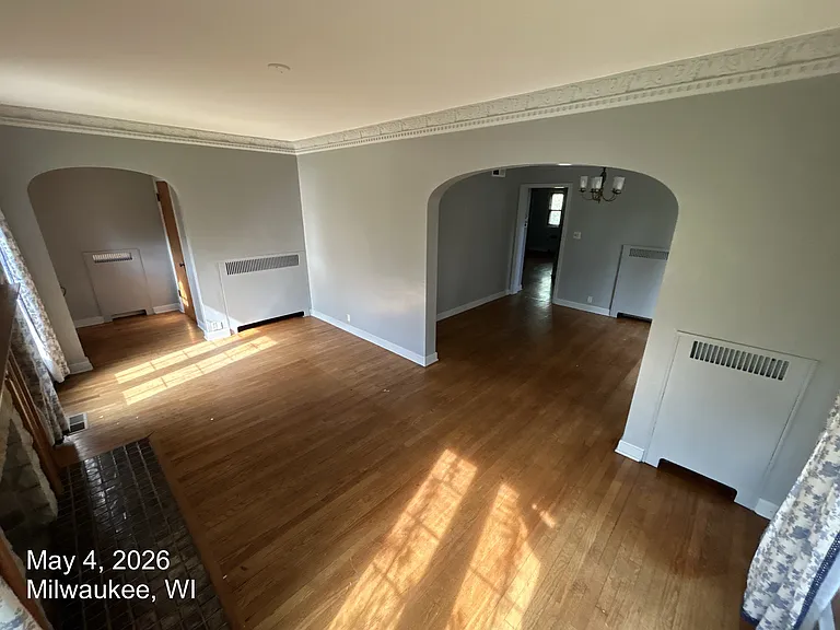 3370 S Princeton Ave — Photo 6