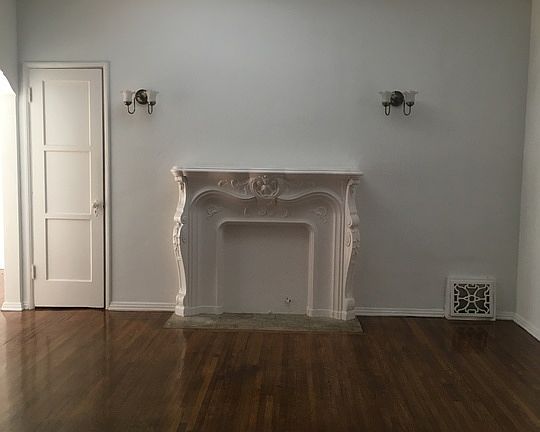 3rd image of 856 S Kenmore Ave