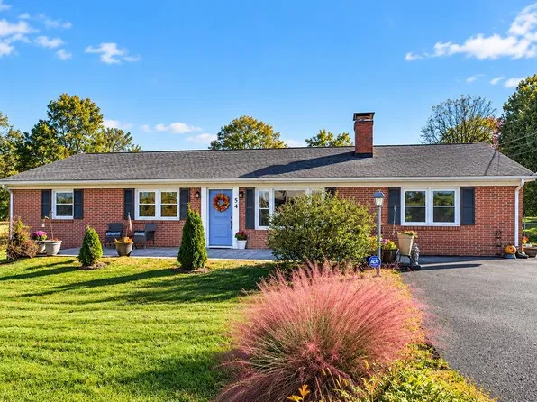 54 Lea Dr, Fishersville, VA 22939