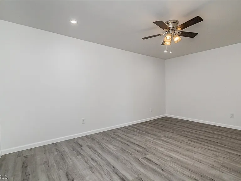 1300 Estero Blvd #205 — Photo 15