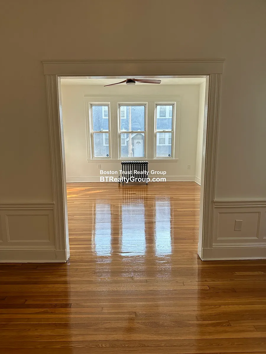 Building Photo - 22 Hosmer St #1