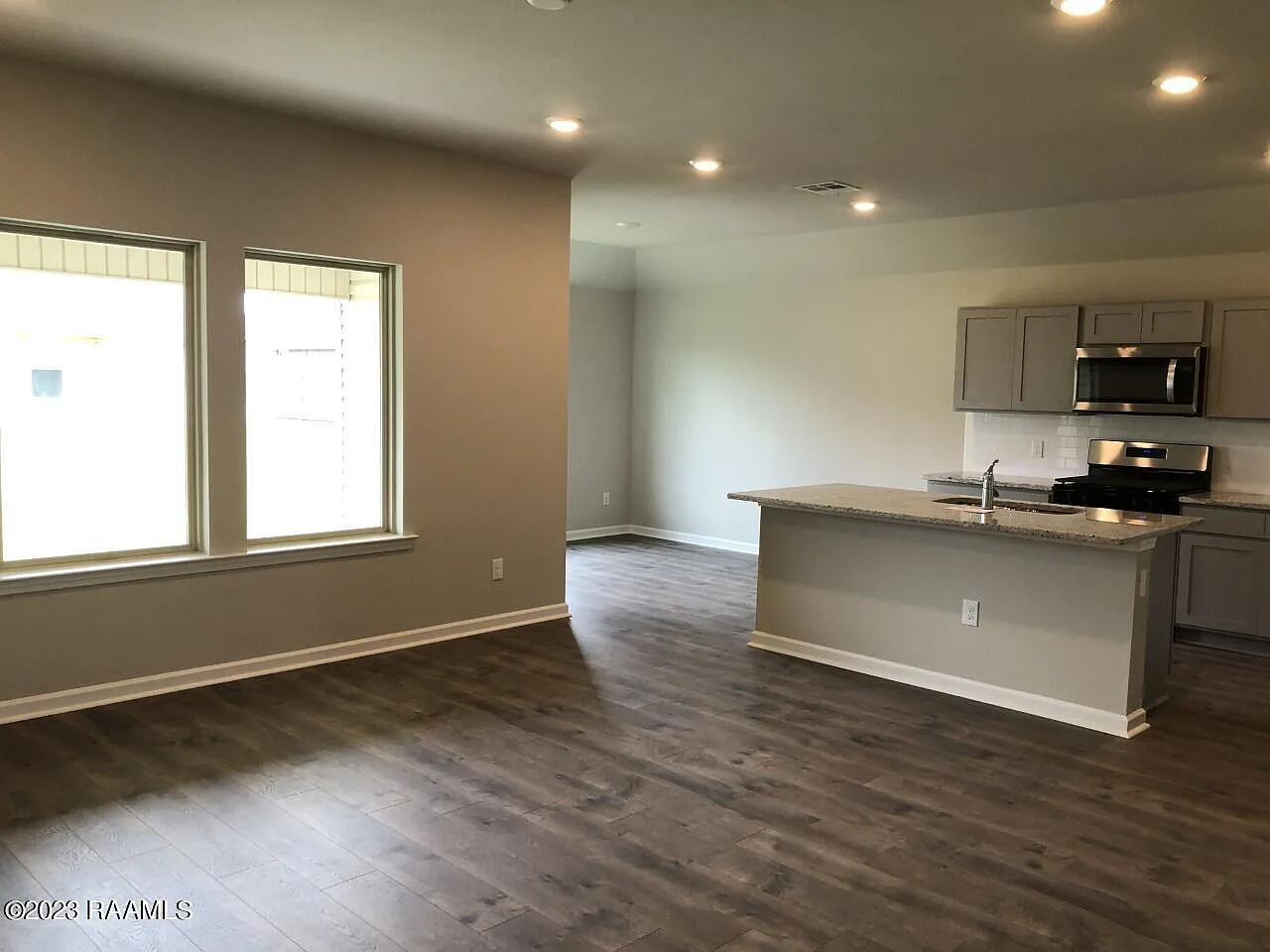 4 bed, 1704 sqft, $2,000 — Photo 4