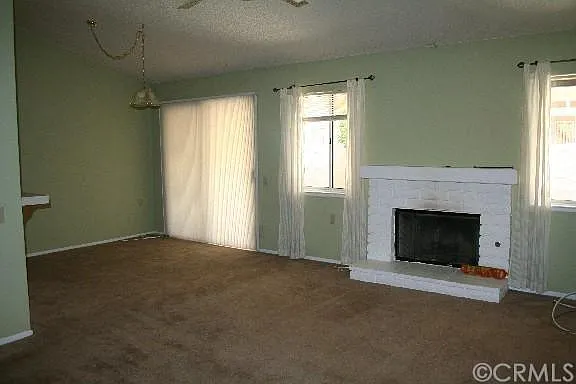 944 Sunrise St — Photo 2