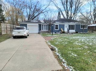 18160 Lathers St, Livonia, MI 48152