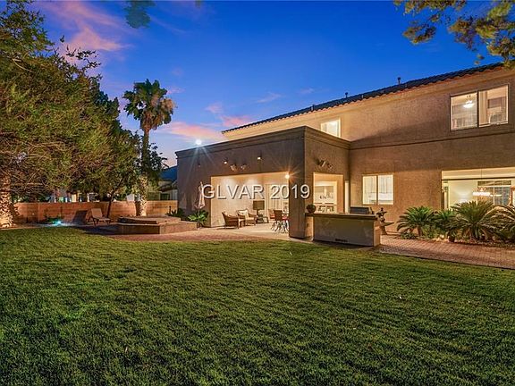 2nd image of 9570 Castillana Ct