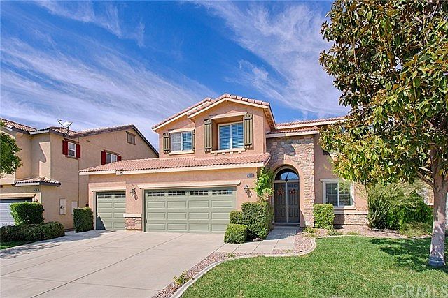 1st image of 41002 Langerfield Ct