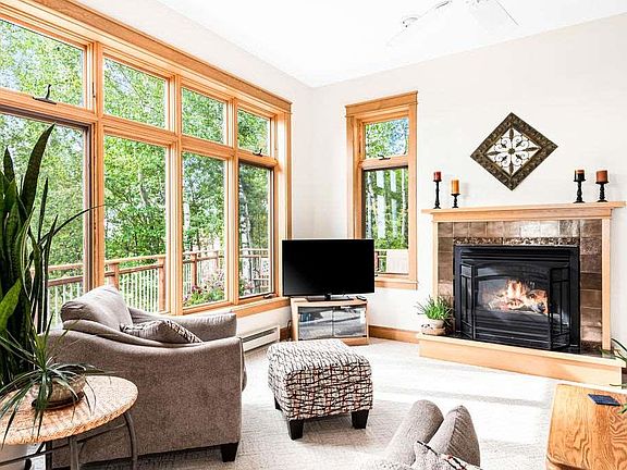4th image of 4856 Kingston St
