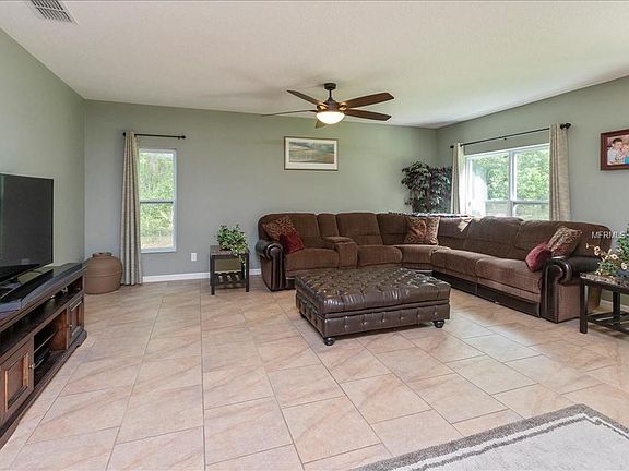 4th image of 34440 Alameda Dr