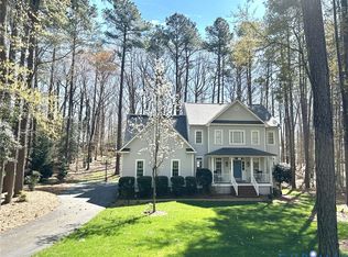 5631 Houndmaster Rd, Midlothian, VA 23112