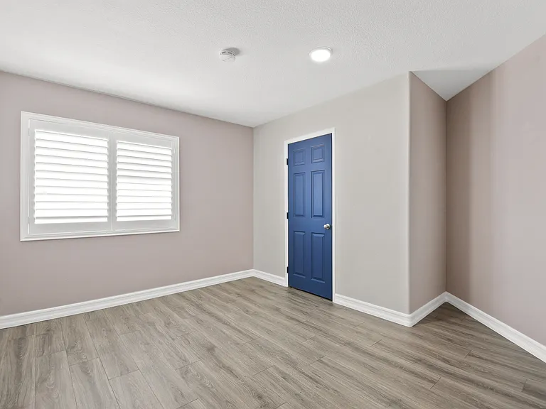 6833 Andover Ave — Photo 21